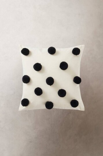 Jotex POMEZIA putetrekk 45x45 cm Hvit/svart 1651323-03-93 1651327-03-93