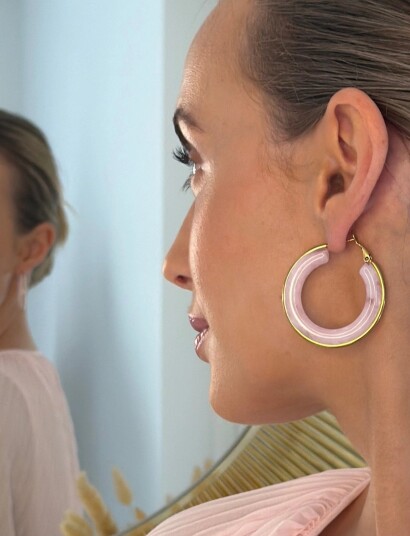 Bud to rose Halo Resin Earring Ivory Pink ONE SIZE Bud to rose Halo Resin Earring Ivory Pink ONE SIZE