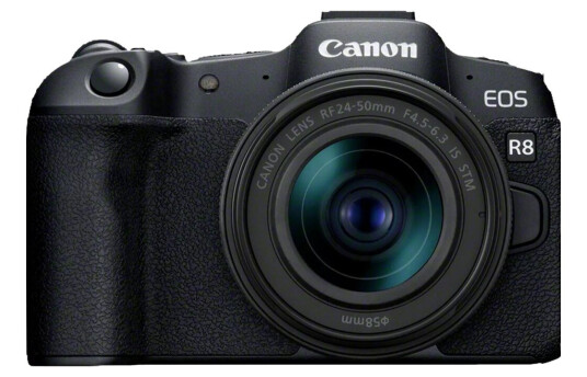 Canon Eos R8 Speilløst kamera og Rf 24-50 mm F/4,5-6,3 IS STM