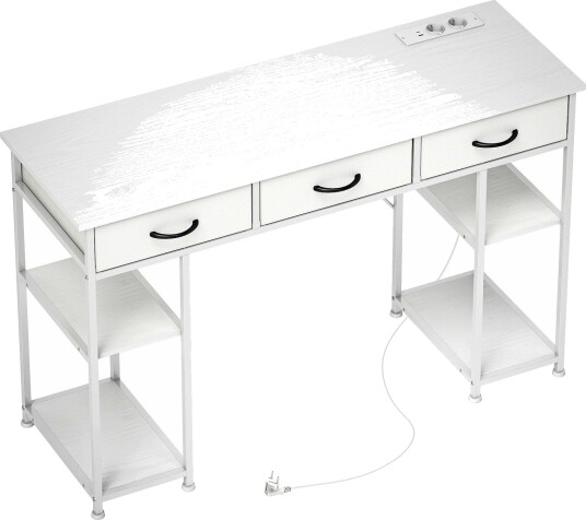 Hvitt skrivebord med USB porter strømuttak og hyller Hvitt skrivebord med USB porter strømuttak og hyller