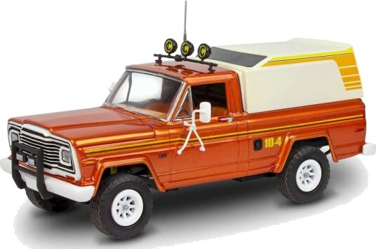 Revell 14568 Jeep J 10 Pickup Med Camper overbygg 1:24 Revell 14568 Jeep J 10 Pickup Med Camper overbygg 1:24