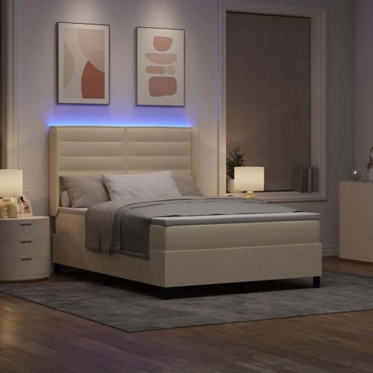 Seng med hovedbunn og madrass & LED Krem 140x200 cm Stoff