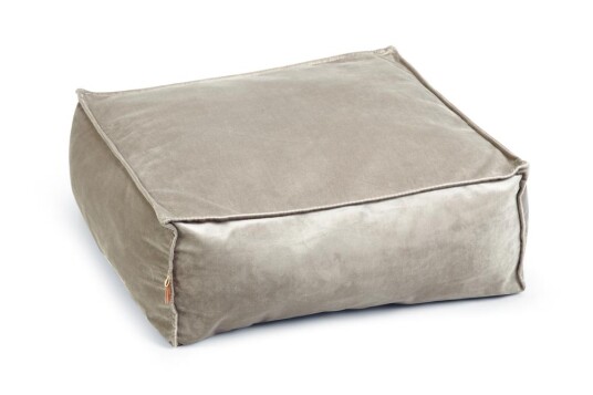 Designed By Lotte Velveti Katteseng Grå 50Cm