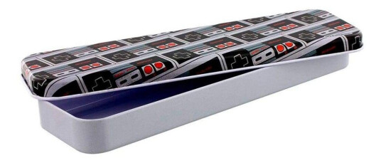 Nintendo Pennal i metall Nintendo Pennal i metall