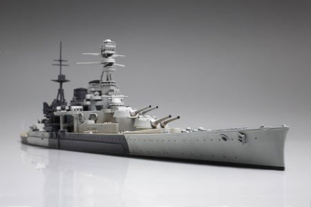 Tamiya 1/700 Battle Cruiser H.M.S Repulse