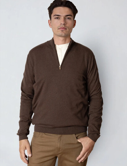 Clean Cut Copenhagen Claude Half-Zip Knit - Brown - S