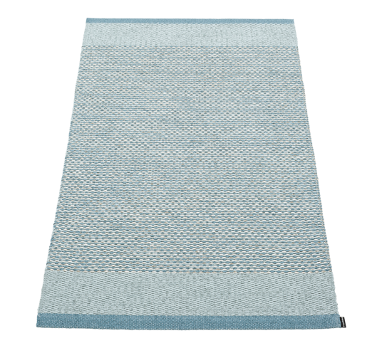 Pappelina Edit matte blå stone metallic tåke 70x120 cm