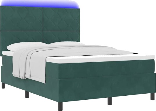 Box Spring Seng med Madrass & LED Mørkegrønn 140x200 cm Fløyel