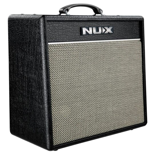 NUX Mighty 40BT MK II watt gitarforsterker Bluetooth og flere effekter