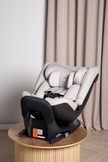 Beemoo Rotate i-Size Bilstol Oat