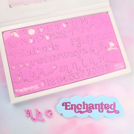 Sweet Stamp Enchanted Bokstaver 