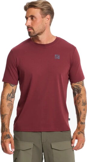 RevolutionRace Herre > Overdeler > T skjorter Easy T shirt Herre Wine Truffle Størrelse:3XL