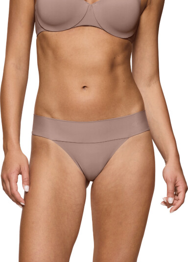 Triumph Truser Body Make-Up Illusion String Lysbrun 42 Dame Triumph Truser Body Make-Up Illusion String Lysbrun 42 Dame