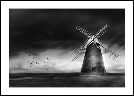 The Dark Mill in B&W Plakat Plakat / 70x100cm
