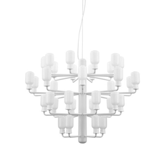 Normann Copenhagen Amp Lysekrone Stor Hvit & Hvit Normann Copenhagen Amp Lysekrone Stor Hvit & Hvit