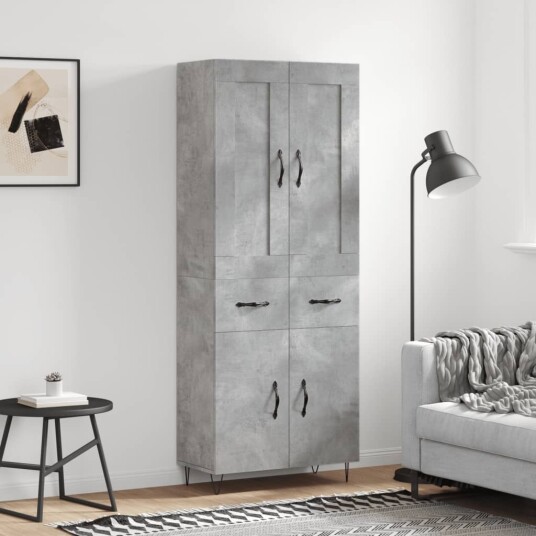 Highboard betonggrå 69,5x34x180 cm konstruert tre