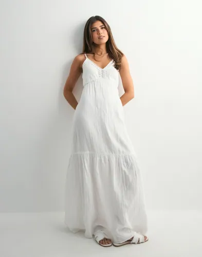 Pieces - Hvit - Pcastina Strap Maxi Dress Sww Bc Pieces - Hvit - Pcastina Strap Maxi Dress Sww Bc