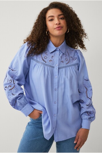 Ellos Plus Collection Bluse med hullbroderier Blå