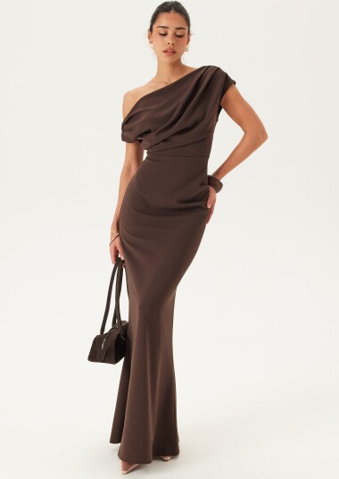 Bubbleroom Occasion Asymmetric Draped Maxi Dress