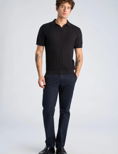 Lindbergh Knitted S/S Cable V Neck Polo   Black   XL