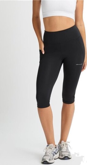 Röhnisch Flattering High Waist Capri Tights Black