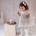 Bluum Strik Strikkekjole Traktor - garnpakke i Bluum Pure Eco Baby Ull