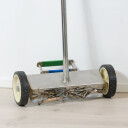 Supermagneter Robust og Effektiv Magnetkost med Store Hjul Rustfri 350mm