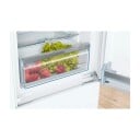 Bosch KIS87AFE0 Integrert Kombiskap med VitaFresh Plus Hvit
