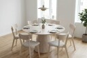 Siena spisegruppe 130 cm rund hvitlasert med 6 Amelia spisestoler med pute   Hvitlasert/Beige