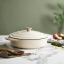 BARBARY&OAK Lav Støpejernsgryte, 28cm, Kremhvit