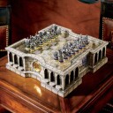 Noble Collection Ringenes Herre sjakksett med metallbrikker og glassbrett