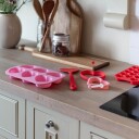 Seasons Love Collection Stekespade Hjerte Silikon 28,5cm Rød