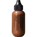 MAC Studio Radiance N6 Vannavstøtende Foundation 50 ml - Naturlig Glød