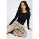 Munthe Dame Topper Svart XL,