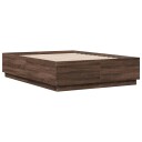  Sengeramme med LED-lys brun eik 140x190 cm konstruert tre 8721012273801