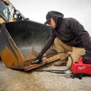 Milwaukee 4933493921 Pumpe med batteri og lader, Verksted & bil