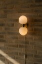 LYFA MEMOIR 120 II Vegglampe Messing/ Opal