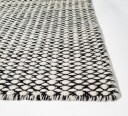 Ullteppe   Delly svart/hvit Størrelse: 160 x 230 cm