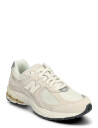 New Balance 2002R Beige 42