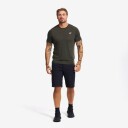 Revolutionrace Herre Overdeler T skjorter Easy T shirt Slim Fit Herre Rosin Green S