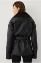 Ellos Collection   Shearling jakke med knytbart belte   Svart