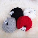 Bluum Strik Strikkevest Julevest 4 frg - garnpakke i Bluum Soft Merino Ull