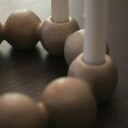 DBKD Bright Lysestake Rund Ø27 cm Beige - Lys Holder for Fire Lys