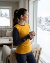 Ullundertøy Stina Ulltrøye med rund hals til dame i Gul/Lilla XL