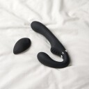 Sinful Couples Strap-on Dildo med Fjernkontroll 21,2 cm