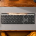 Logitech K980 Signature Slim Solar+ trådløst tastatur, grafittgrå