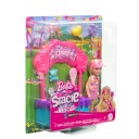 Barbie® Stacie-dukke og Lekesett