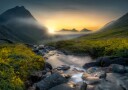 Golden Mountain Stream Plakat / 50x70