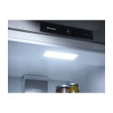 Miele K 7437 D  Integrert kjøleskap