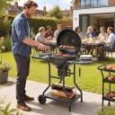 Røyker for kullgrill med sidebord og termometer
